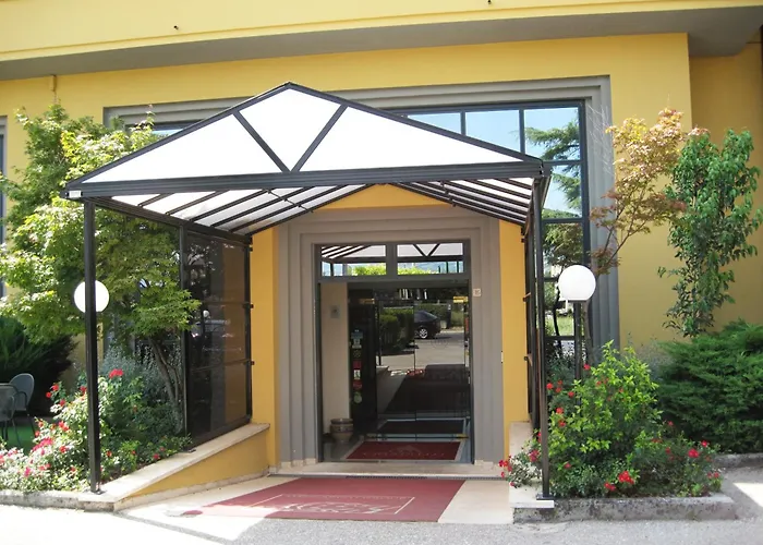 Golf hotel: Hotel Cristallo Di La Rosetta Srl